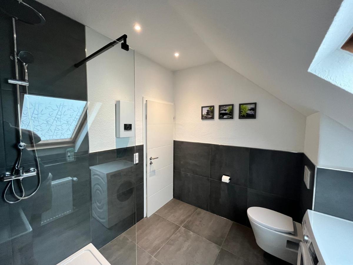 Appartment Miami , Naehe Duesseldorf ,Messe ,Hbf ,City, Wifi, Helios Hospital Krefeld Esterno foto
